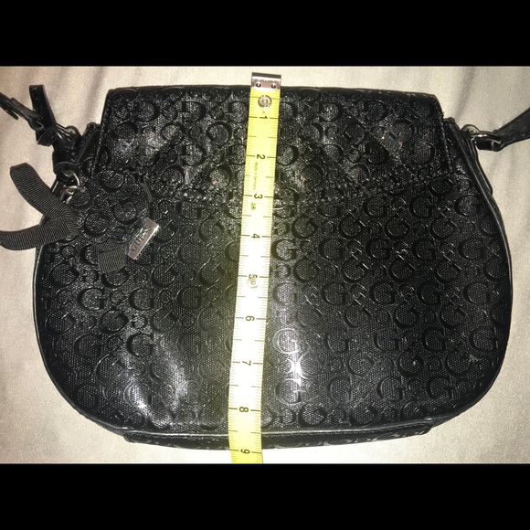 🔥Guess Crossbody Bag 🔥 - Picture 8 of 8